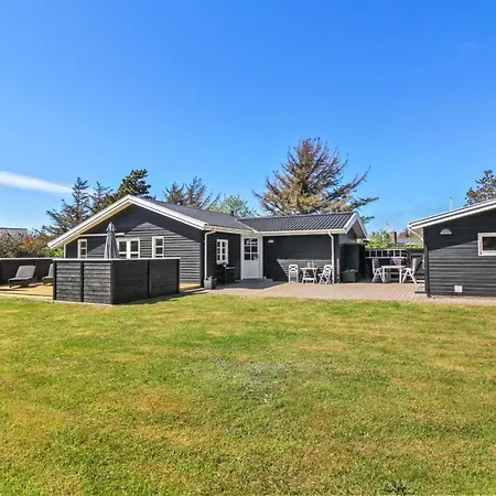 Holiday home Hillmari Blavand