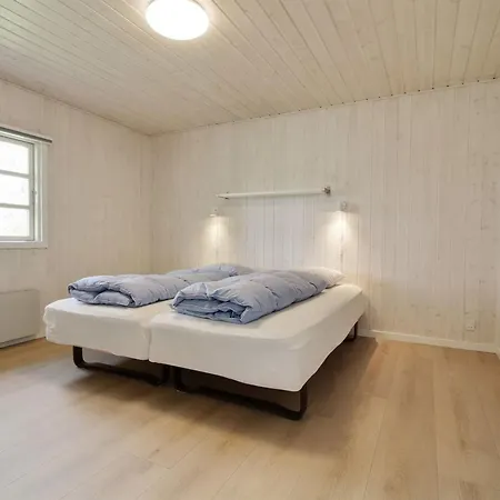 Hillmari - 200m From The Sea By Interhome Feriehus *